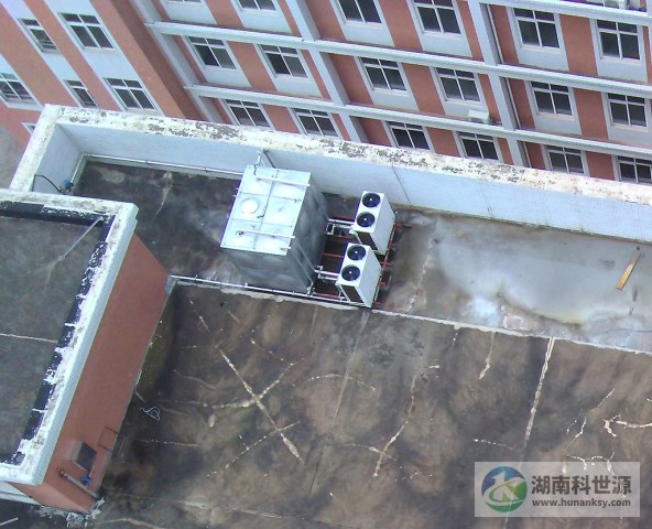 麗發新城青雅學校空氣能熱水工程