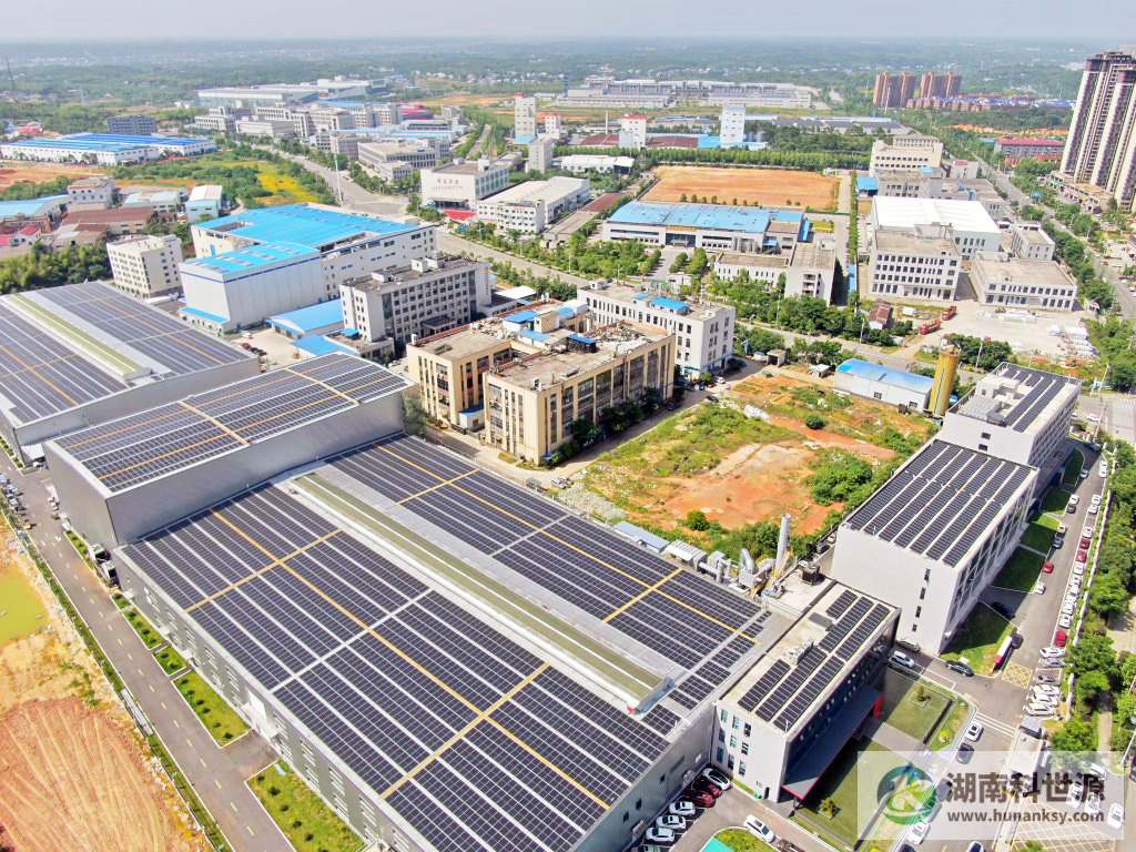 長沙銀騰塑印包裝公司廠房屋頂分布式光伏發電工程
